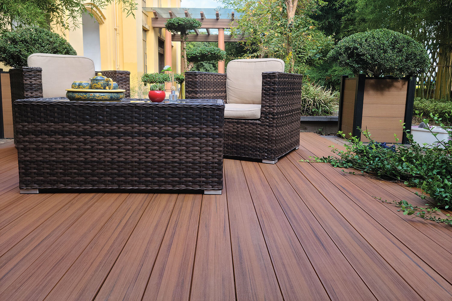 Sylvanix composite decking