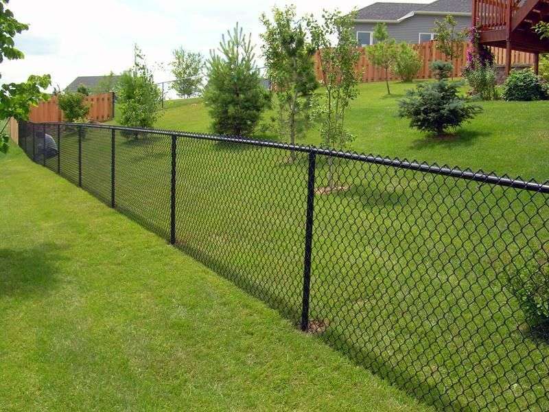 Residential black chain link fence - orillia, barrie, simcoe county